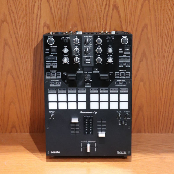 Pioneer DJM-S7 2-Channel Compact Battle Mixer