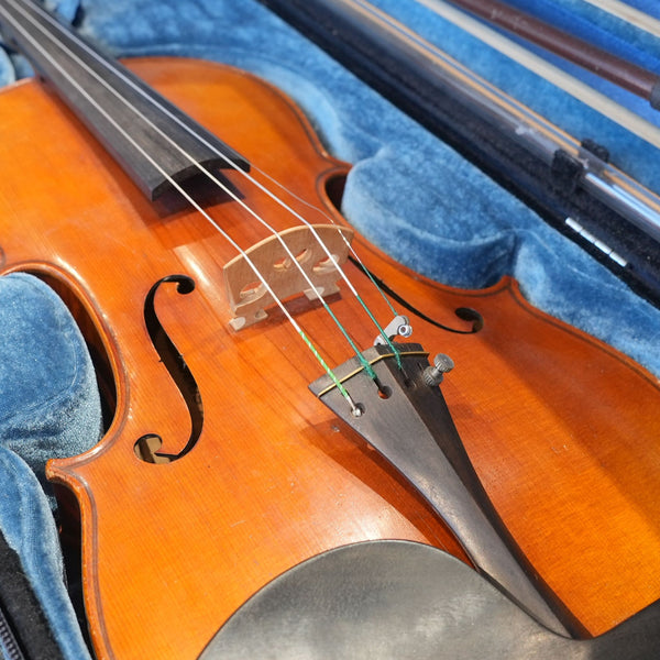 Julius A. Hubicka 4/4 Violin