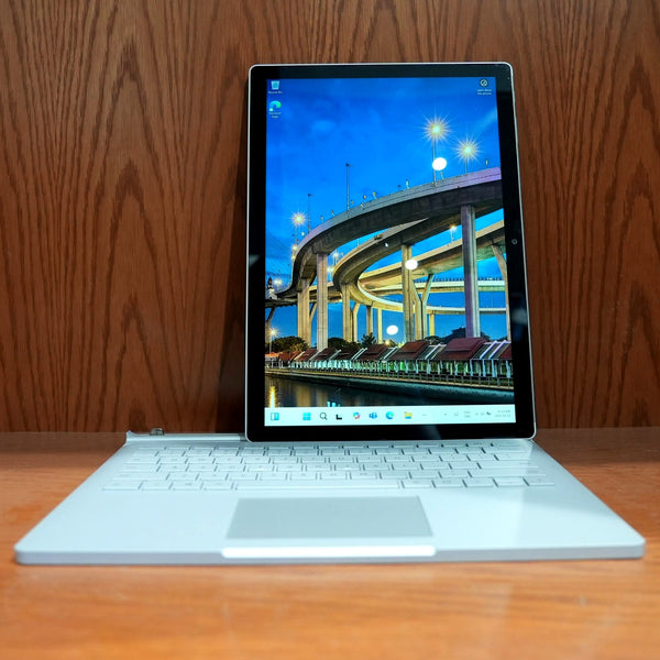 Microsoft Surface Book 2