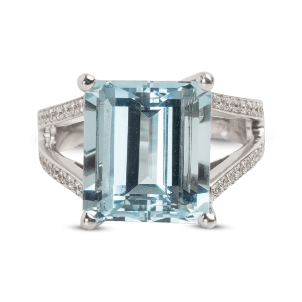 White Gold Aquamarine &amp; Diamond Ring