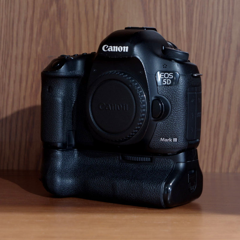 Canon EOS 5D Mark III Full Frame