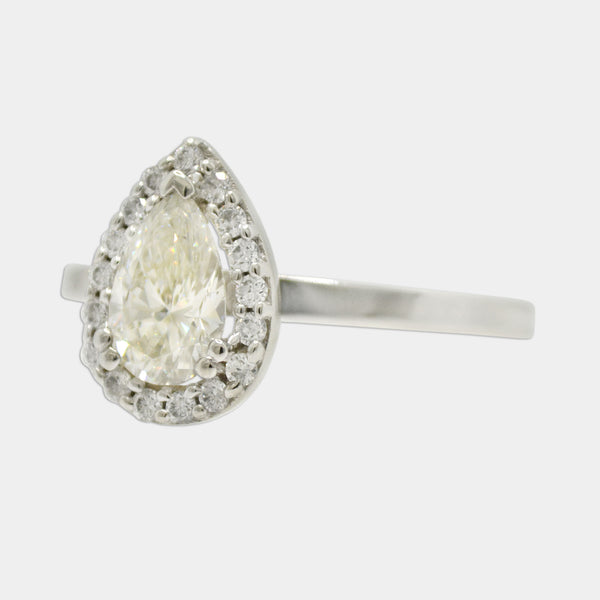 Lab-Grown Pear Diamond Ring