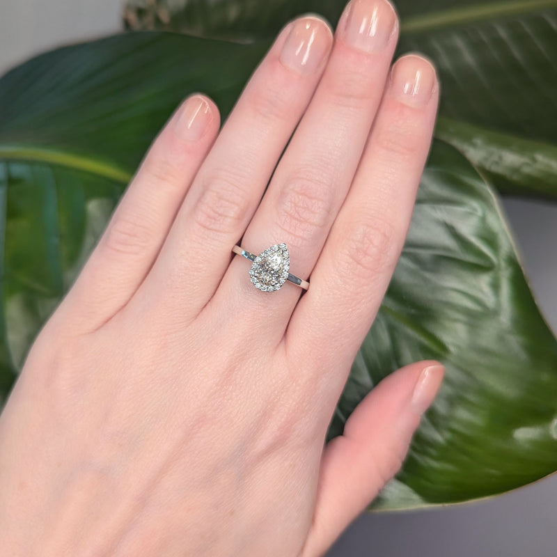 Lab-Grown Pear Diamond Ring