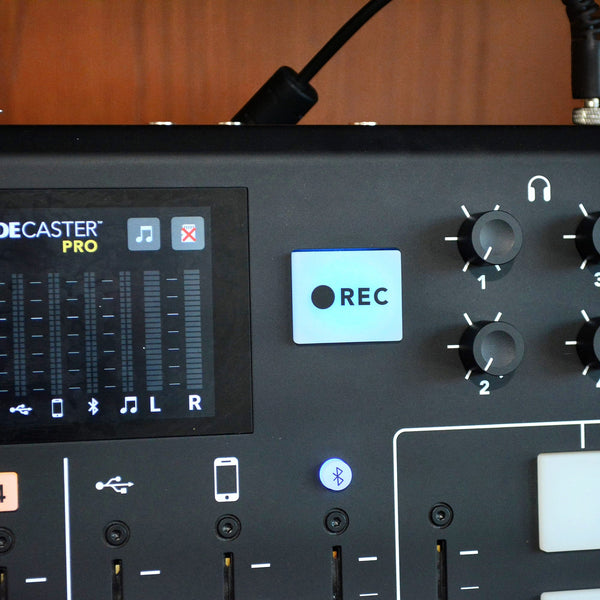 RODECaster Pro Studio