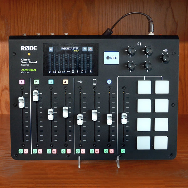 RODECaster Pro Studio