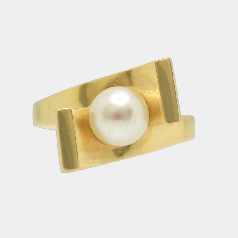 Fancy Pearl Ring